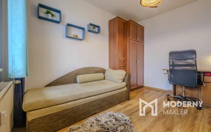 REZERVOVANÉ: Na predaj slnečný 4-izbový byt na Námestí Kráľovnej pokoja v Prešove