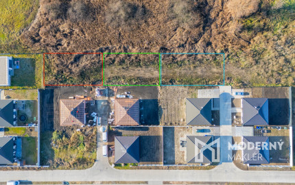 Na predaj slnečné pozemky vhodné na výstavbu rodinného domu v obci Malé Leváre