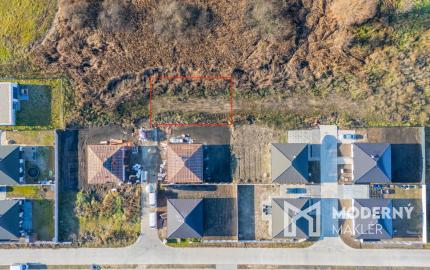 Na predaj slnečné pozemky vhodné na výstavbu rodinného domu v obci Malé Leváre