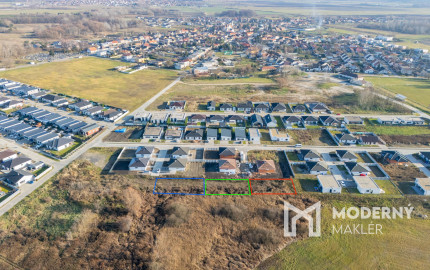 Na predaj slnečné pozemky vhodné na výstavbu rodinného domu v obci Malé Leváre