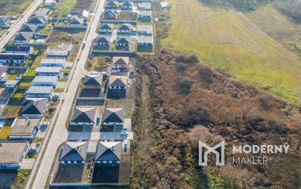 Na predaj slnečné pozemky vhodné na výstavbu rodinného domu v obci Malé Leváre