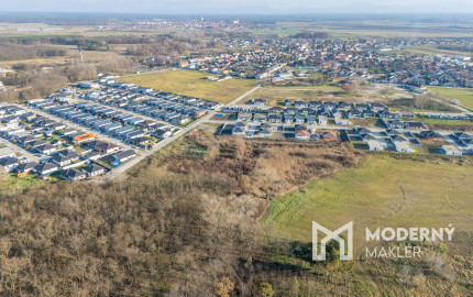 Na predaj slnečné pozemky vhodné na výstavbu rodinného domu v obci Malé Leváre