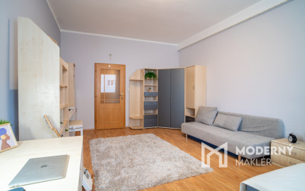 Na predaj kompletne zariadený 3-izbový byt v Trenčíne