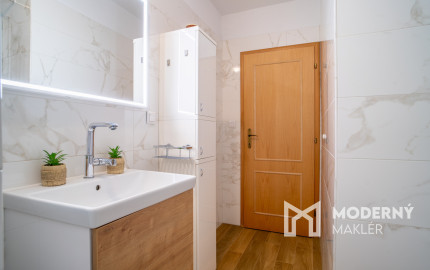 Na predaj kompletne zariadený 3-izbový byt v Trenčíne