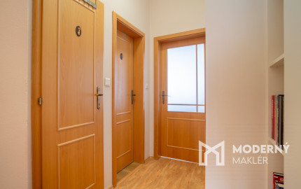 Na predaj kompletne zariadený 3-izbový byt v Trenčíne