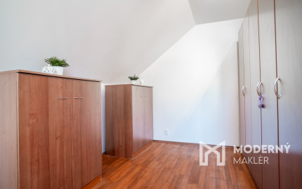 REZERVOVANÉ - Na predaj klimatizovaný 4-izbový rodinný dom s garážou a možnosťou prerobenia na 5-izbový v Senci