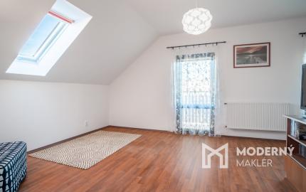 REZERVOVANÉ - Na predaj klimatizovaný 4-izbový rodinný dom s garážou a možnosťou prerobenia na 5-izbový v Senci