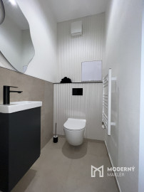 Na prenájom novostavba moderného, kompletne zariadeného 2izb bytu na Tramínovej ul. v Trenčíne.