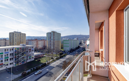 Na prenájom priestranný, moderný 2-izbový byt na Riazanskej ulici v Bratislave