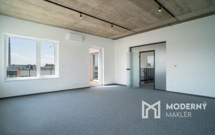 Na predaj 3-podlažná polyfunkcia na Zavarskej ulici v Trnave