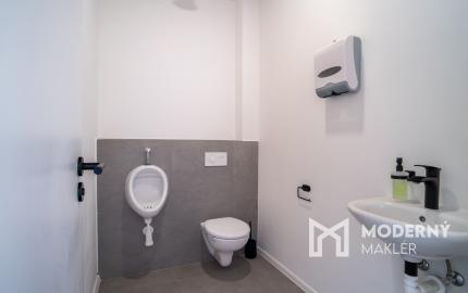 Na predaj 3-podlažná polyfunkcia na Zavarskej ulici v Trnave