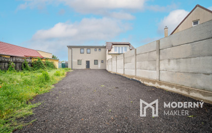 Na prenájom komerčné priestory v centre obce Veľké Leváre