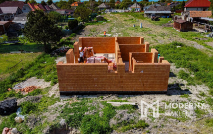 Na predaj 4-izbový dvojdom v obci Jelka, Čerešňová alej