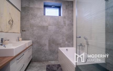 Na predaj exkluzívny 5-izbový rodinný dom v obľúbenej lokalite Trnavy