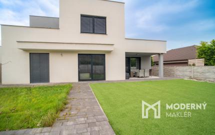 Na predaj exkluzívny 5-izbový rodinný dom v obľúbenej lokalite Trnavy