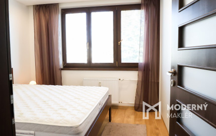 Na prenájom 3-izbový byt vo vyhľadávanej lokalite Sihoť II v Trenčíne