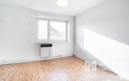 Na predaj veľký 5 – izbový rodinný dom v obci Marhaň