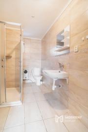 Na predaj veľký 5 – izbový rodinný dom v obci Marhaň