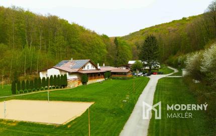Na predaj rekreačný rezort v chránenej oblasti Bielych Karpát