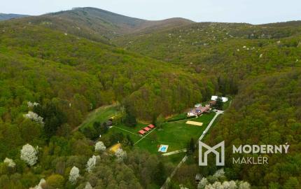 Na predaj rekreačný rezort v chránenej oblasti Bielych Karpát