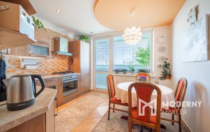 REZERVOVANÉ - Na predaj priestranný 2-izbový byt v Bratislave