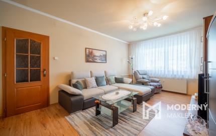 REZERVOVANÉ - Na predaj priestranný 2-izbový byt v Bratislave