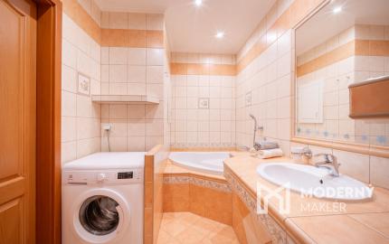 REZERVOVANÉ - Na predaj priestranný 2-izbový byt v Bratislave