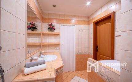 REZERVOVANÉ - Na predaj priestranný 2-izbový byt v Bratislave