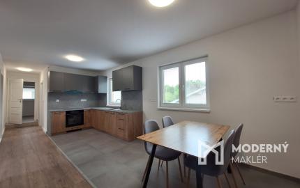 Na prenájom kompletne zrekonštruovaný 4-izbový byt v Tepličke nad Váhom