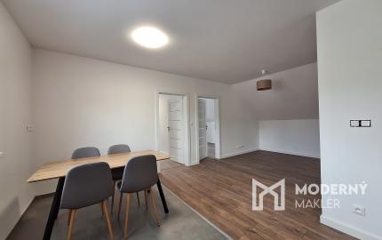 Na prenájom kompletne zrekonštruovaný 4-izbový byt v Tepličke nad Váhom