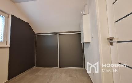 Na prenájom kompletne zrekonštruovaný 4-izbový byt v Tepličke nad Váhom