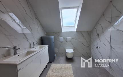 Na prenájom kompletne zrekonštruovaný 4-izbový byt v Tepličke nad Váhom