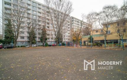 Na predaj 2-izbový byt s balkónom po kompletnej rekonštrukcii v Ružinove