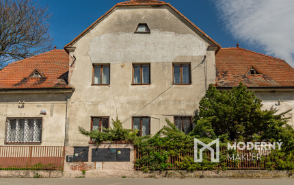 REZERVOVANÉ:Na predaj historický dom s potenciálom pre podnikanie v centre Dunajskej Lužnej