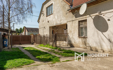 REZERVOVANÉ:Na predaj historický dom s potenciálom pre podnikanie v centre Dunajskej Lužnej