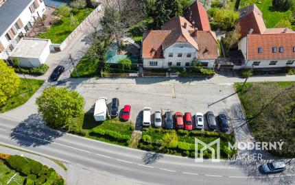 REZERVOVANÉ:Na predaj historický dom s potenciálom pre podnikanie v centre Dunajskej Lužnej