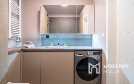 Na prenájom kompletne zariadený 2-izbový byt v Stupave