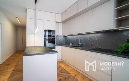 Na prenájom kompletne zariadený 2-izbový byt v Stupave