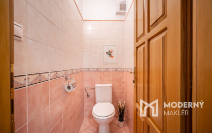 Na prenájom 2-izbový byt na Píniovej ulici v Bratislave