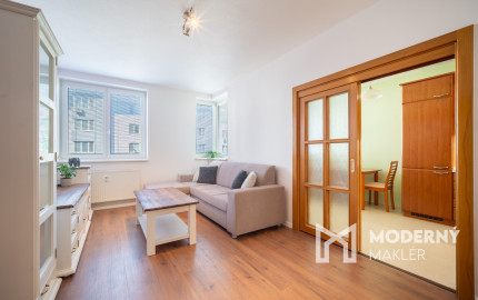 Na prenájom 2-izbový byt na Píniovej ulici v Bratislave