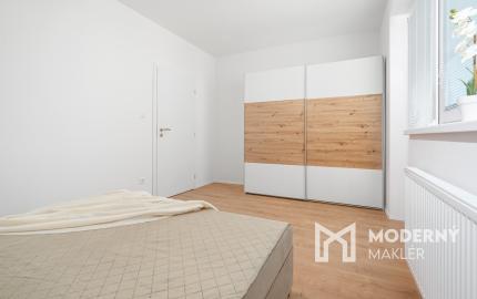 REZERVOVANÉ: Na prenájom 2-izbový byt s balkónom a garážovým státím v projekte MIKO, Trnava