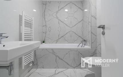 REZERVOVANÉ: Na prenájom 2-izbový byt s balkónom a garážovým státím v projekte MIKO, Trnava