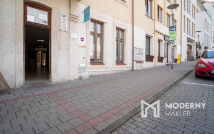 Na prenájom obchodný priestor v centre Bratislavy