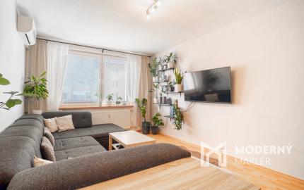 REZERVOVANÉ :Na prenájom veľkometrážny 2-izbový byt v Nitre