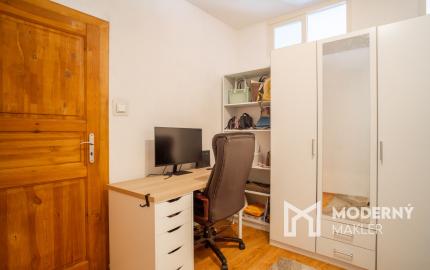 REZERVOVANÉ :Na prenájom veľkometrážny 2-izbový byt v Nitre