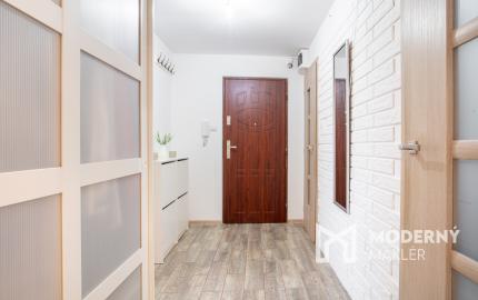 Na predaj kompletne zrekonštruovaný 3-izbový byt v Chtelnici