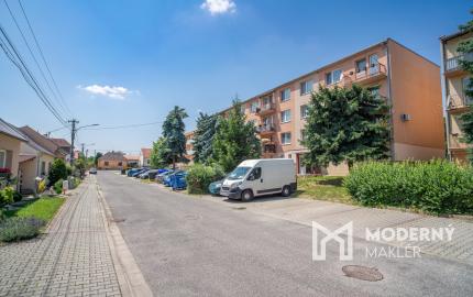 Na predaj kompletne zrekonštruovaný 3-izbový byt v Chtelnici