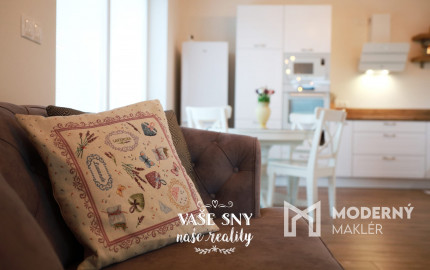 REZERVOVANÉ: Na predaj vkusne zariadená novostavba v Trenčíne - Zamarovce