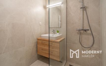 ZNÍŽENÁ CENA:Na predaj 2-izbový byt s loggiou na Miletičovej ulici v Bratislave