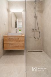 ZNÍŽENÁ CENA:Na predaj 2-izbový byt s loggiou na Miletičovej ulici v Bratislave